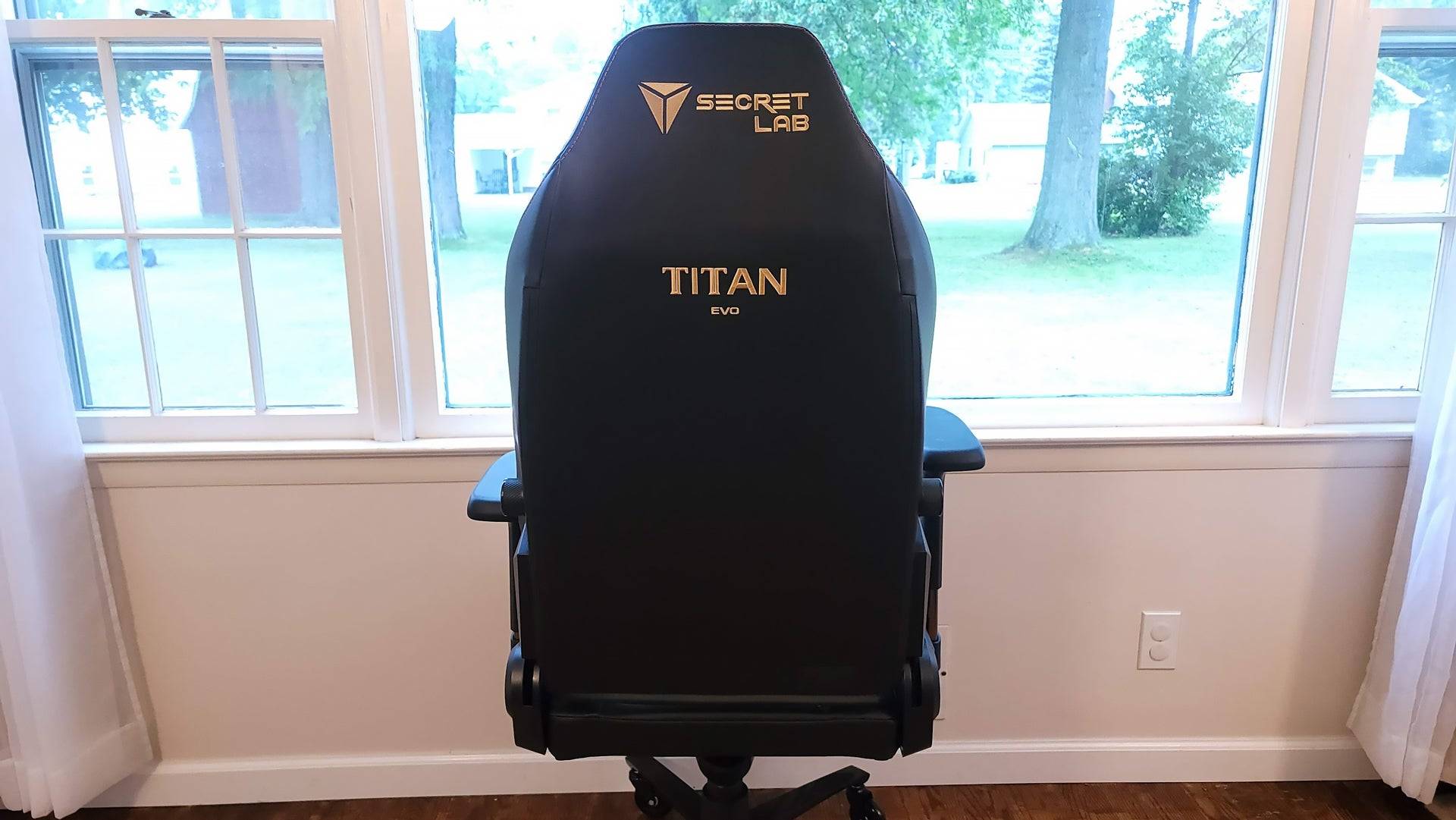 SecretLab Titan Evo 2022