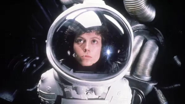 Alien Movies in Chronological Order Image 6